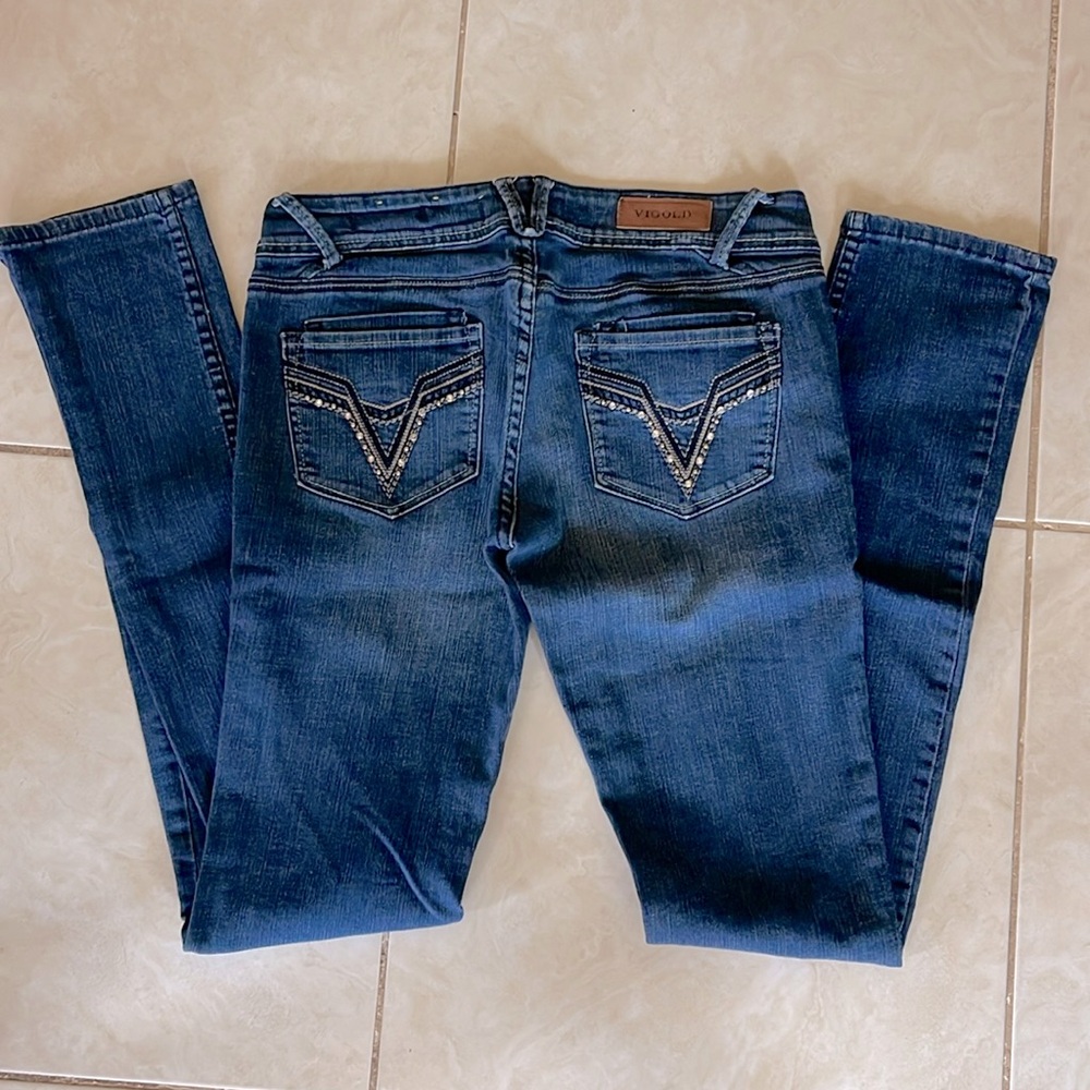 Super cute pair of vigold skinny jeans. Size 7